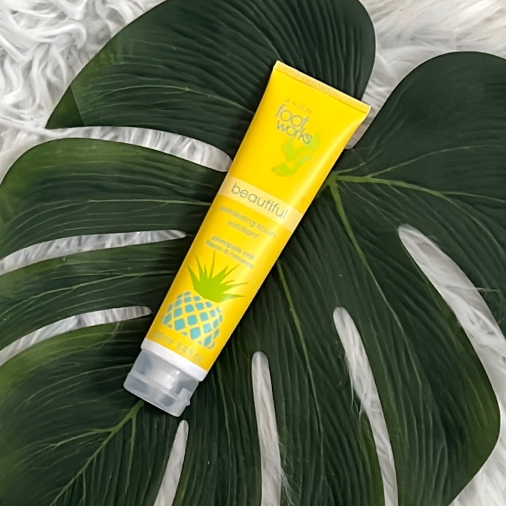 Avon Foot Works Beautiful Exfoliating Scrub Exfoliant Pineapple Chill